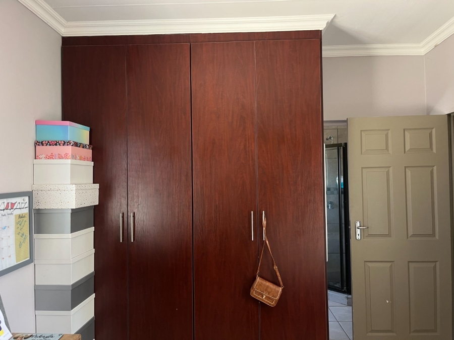 2 Bedroom Property for Sale in Waterberry Estate North West
